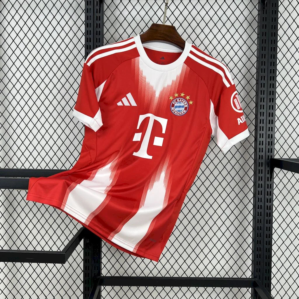 Bayern Munich Maillot domicile 2025 2026