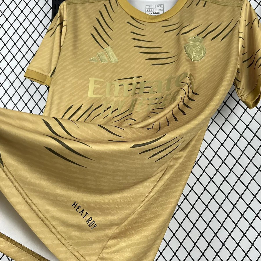 Real Madrid or doré entraînement 2025 2026