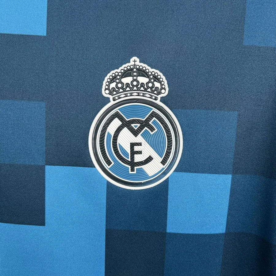 Real Madrid 2017 2018 retro
