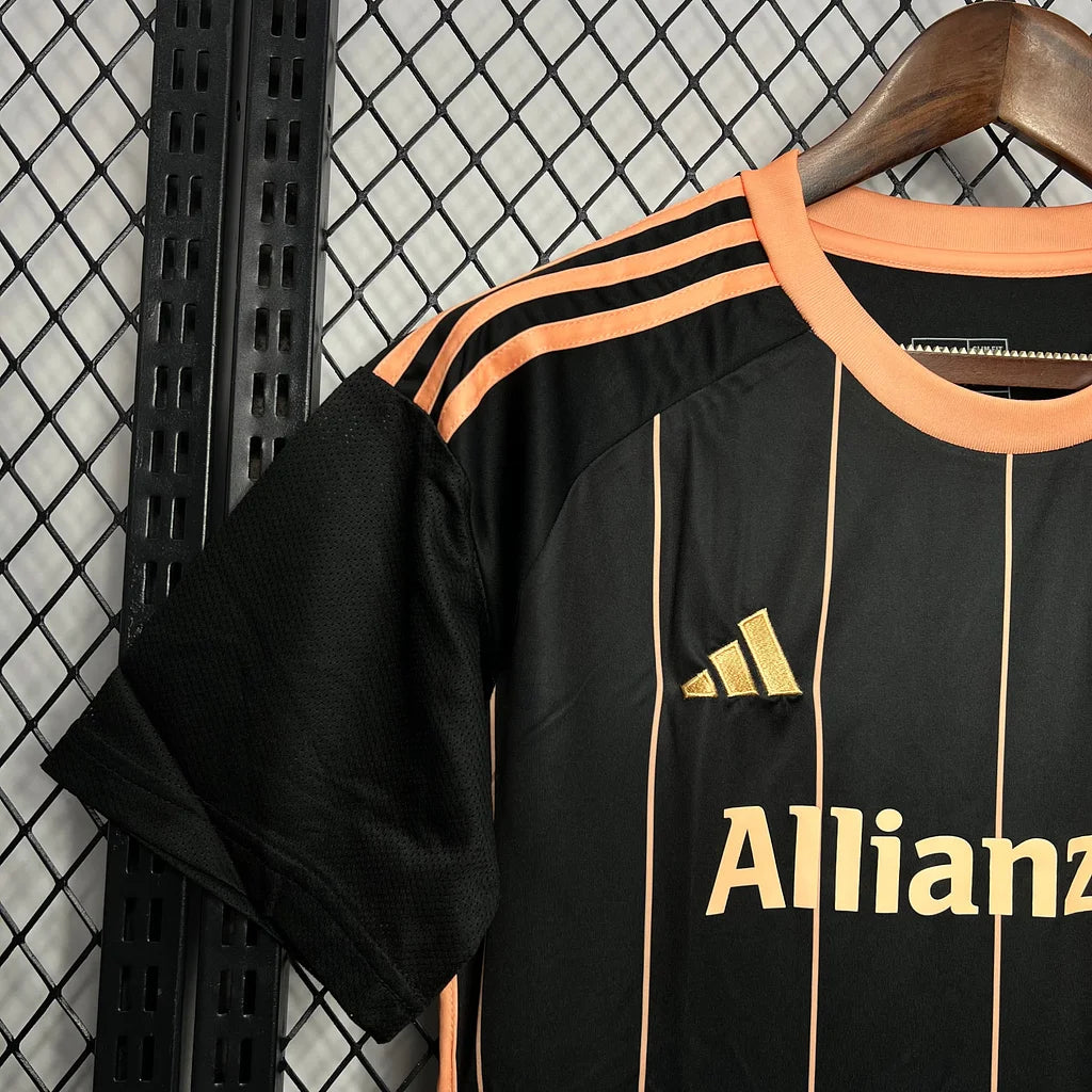 Bayern Munich Maillot 2024 2025