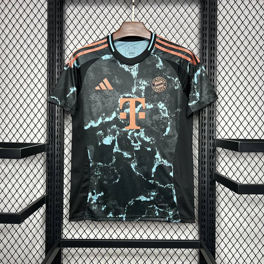 Bayern Munich Maillot Extérieur 2024 2025